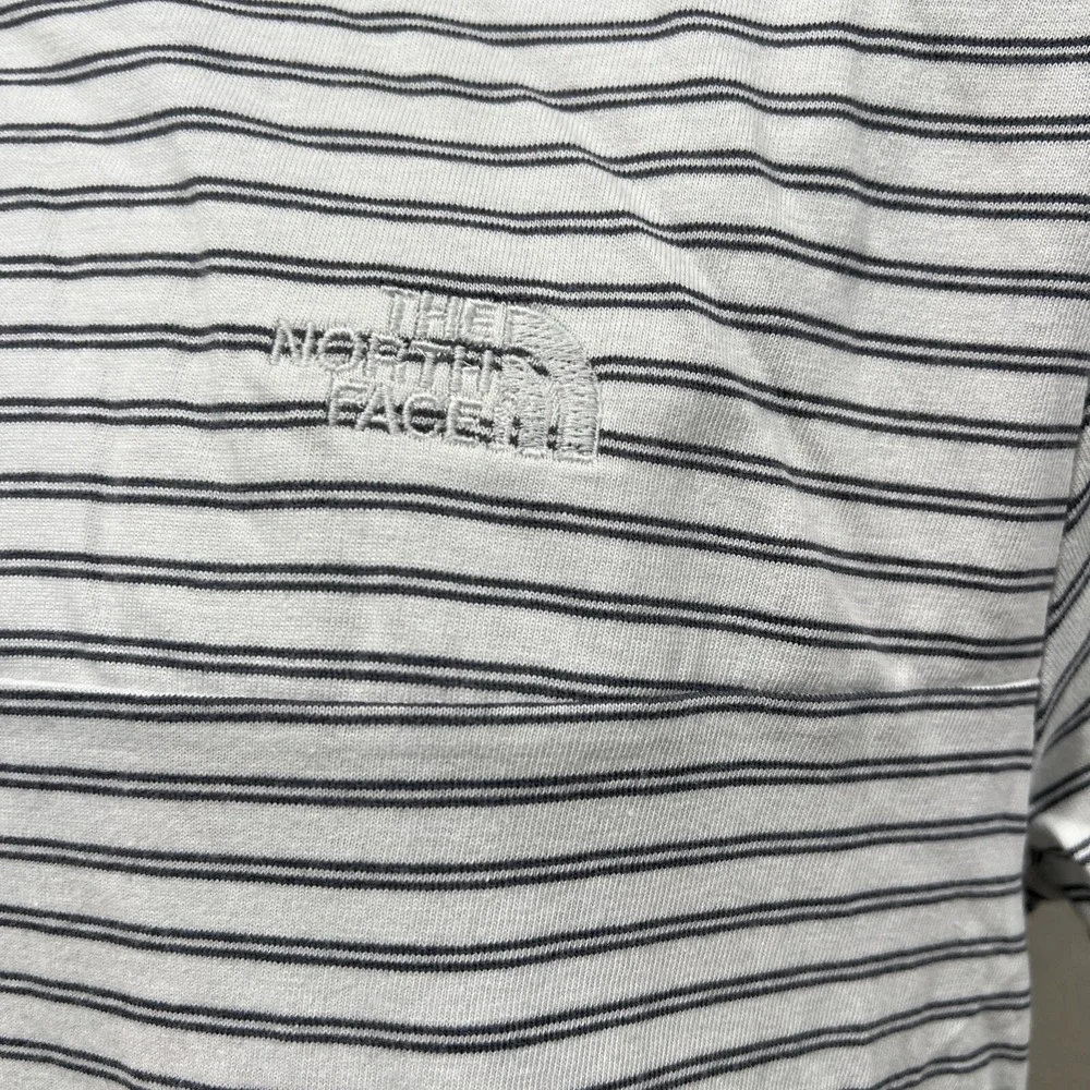 The North Face Mens Small White Gray Striped Terrain Short‎ Sleeve Polo Shirt